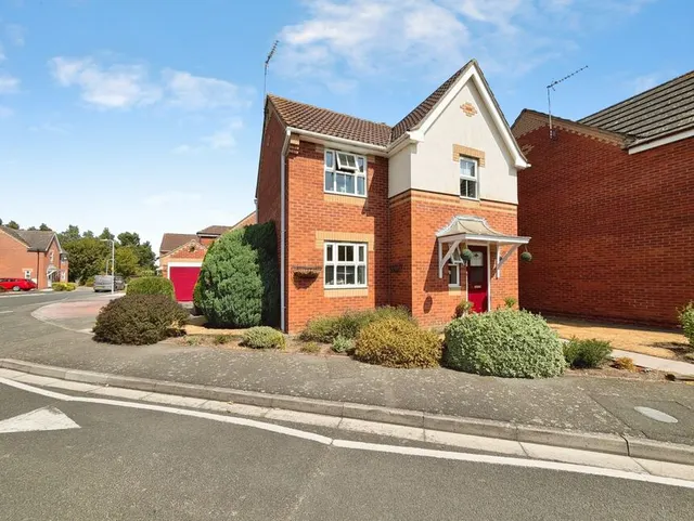 Heron Walk, North Hykeham, Lincolnshire, LN6, photo 1