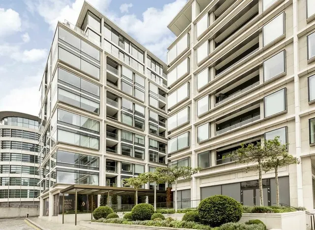 2 bedroom flat — Water Lane, Sugar Quay, EC3R