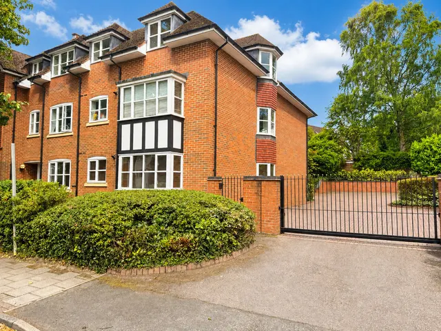 Belwell Lane, Sutton Coldfield, B74, photo 1