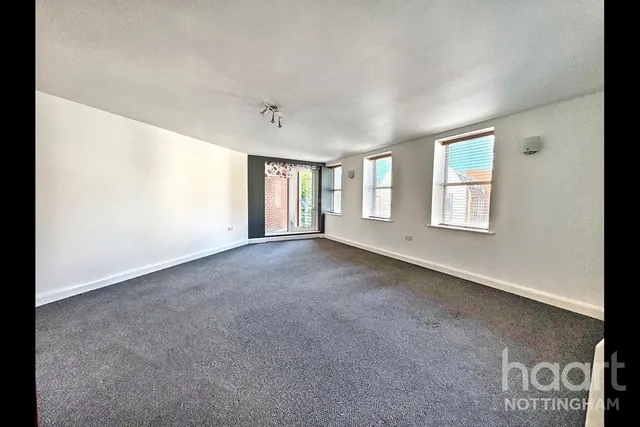 Pilcher Gate, Nottingham, NG1, photo 2