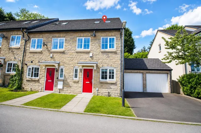 Ainsworth Close, Darwen, photo 1