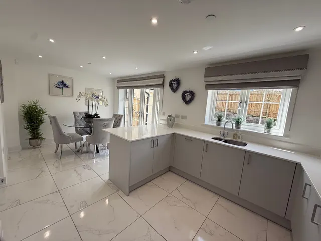 Sandy Lane, Cowbridge, CF71, photo 3