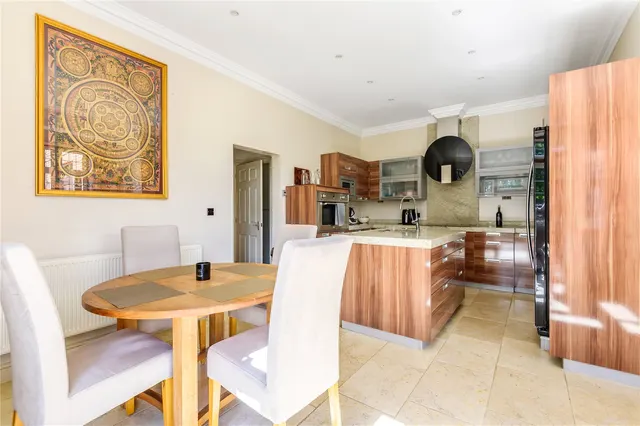 Dene Lane, Lower Bourne, GU10, photo 3