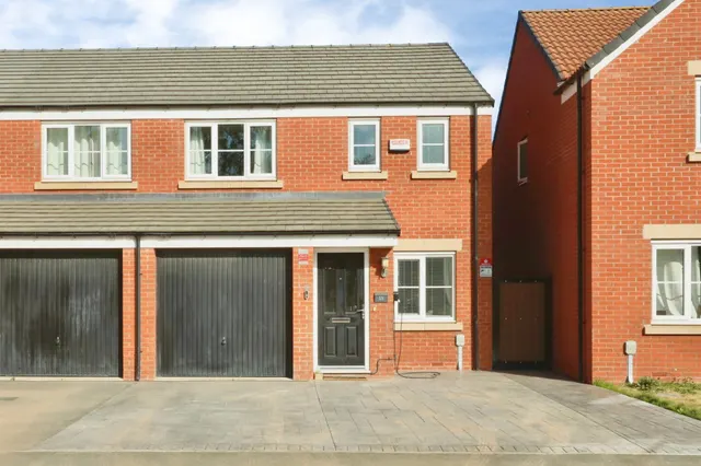 Avalon Road, Mansfield, NG19, photo 1
