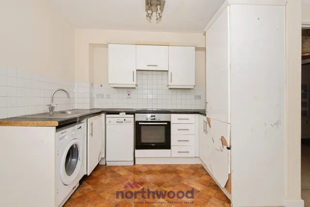 Delta Court, Maidenhead, SL6, photo 3