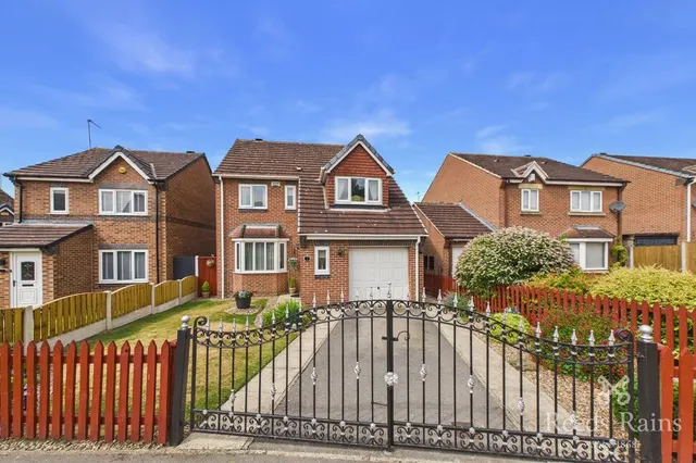 Stevenson Avenue, Castleford, West Yorkshire, WF10, photo 1