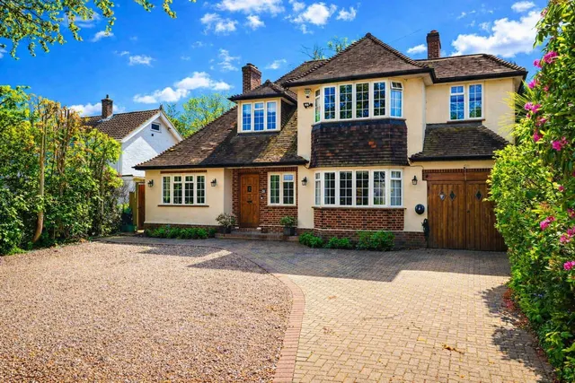 Highfield Road, BR7, photo 1