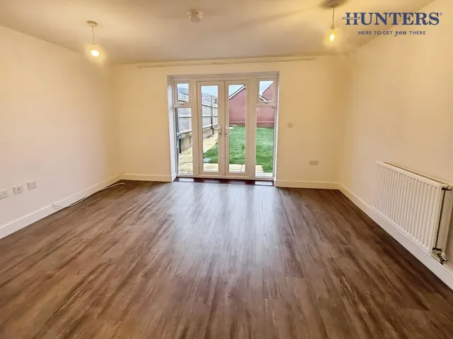 Insley Avenue, Lichfield, WS14, photo 3