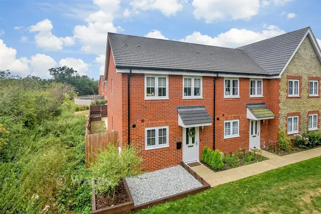 Long Strakes, Staplehurst, TN12, photo 1