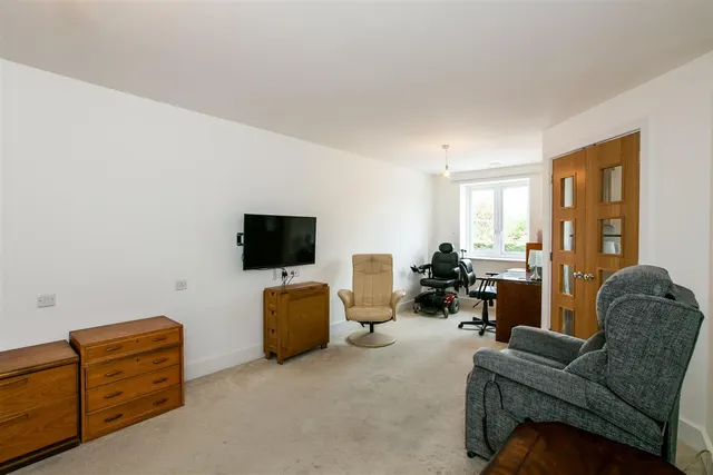 Old Park Road, Hitchin, SG5, photo 2