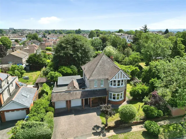 Bradleigh Avenue, Grays, Essex, RM17, photo 1