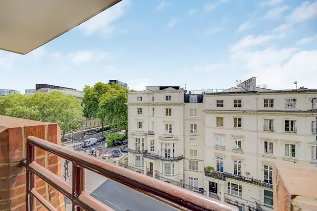 Photo 2 — Gloucester Terrace, Bayswater, London, W2