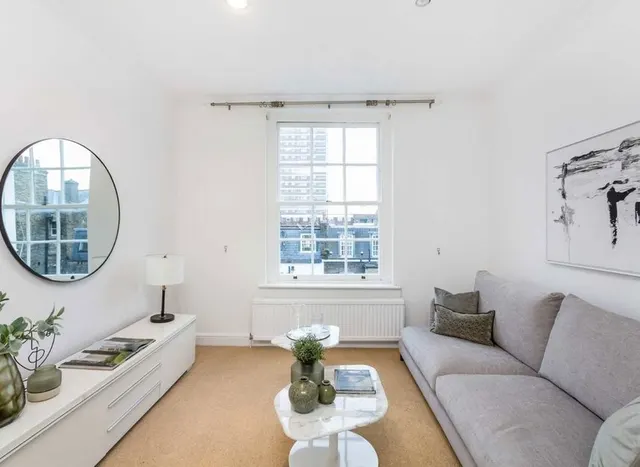 St. Georges Drive, Pimlico, SW1V, photo 1