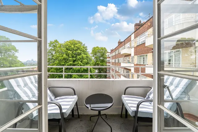 Photo 2 — Hornsey Lane, Highgate, London, N6