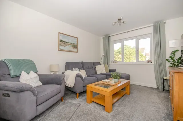 Jinty Lane, Mangotsfield, BS16, photo 2