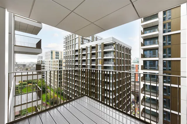 Prince Of Wales Drive, Battersea, SW11, photo 2