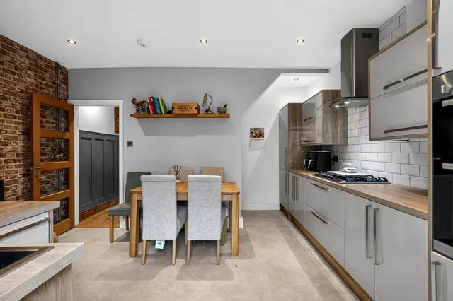York Road, Bristol, BS16, photo 3