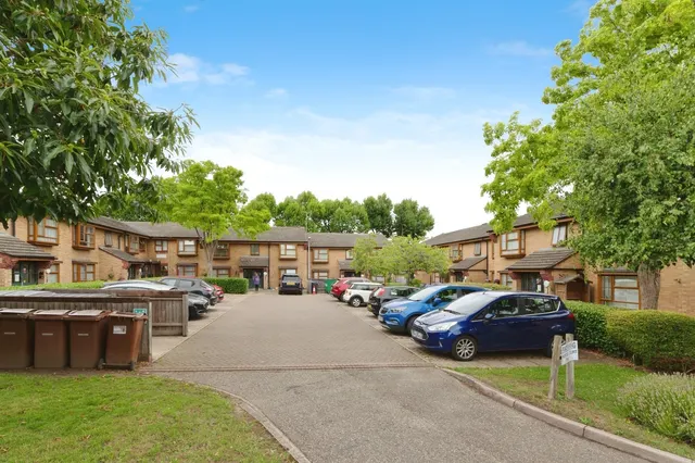 Palmers Drive, Grays, Essex, RM17, photo 1