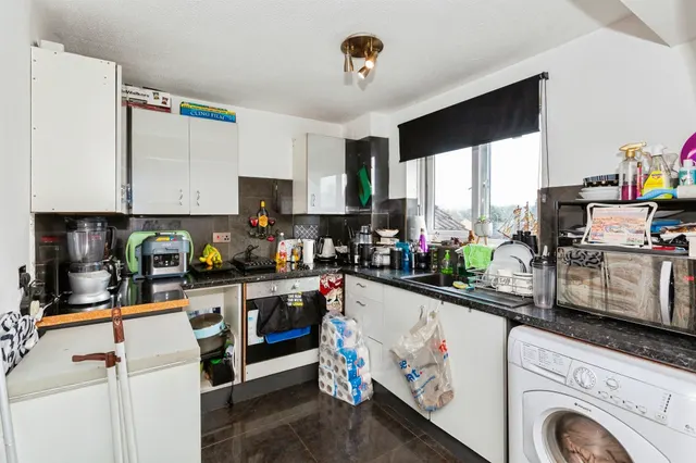 Photo 3 — Old Bath Road, Colnbrook, SLOUGH