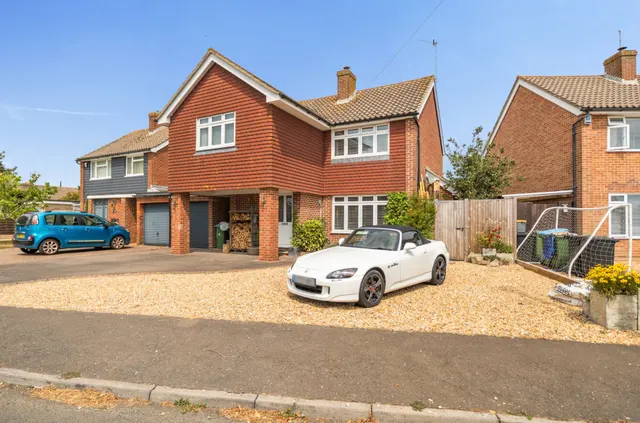 Windsor Close, West Meads, PO21, photo 1