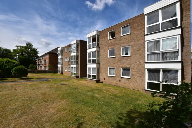 Longlands Road, Sidcup, DA15 7LG, photo 1