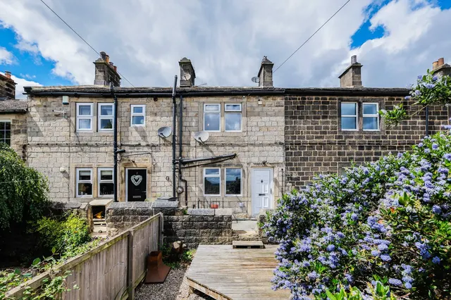 Back Lane, Horsforth, LS18, photo 1