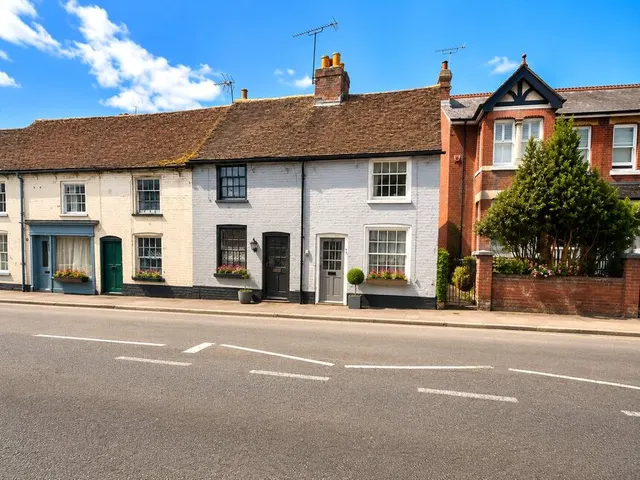 St. Dunstans Street, Canterbury, Kent, CT2, photo 1
