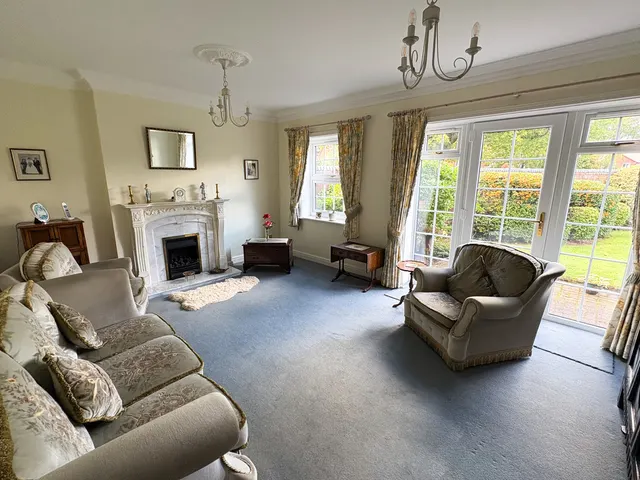 Sparrowhawk Way, Apley, photo 2