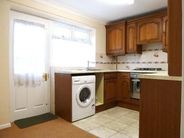 Photo 3 — Hawthorne Place, Epsom, Surrey, KT17 4AA
