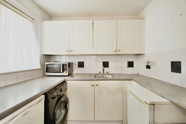 Photo 2 — York Place, Shafter Road, Dagenham, Essex, RM10