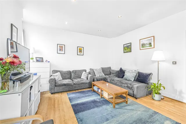 Photo 2 — Balham Grove, London, SW12