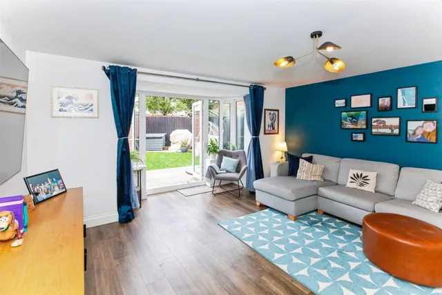 Day Close, St. Neots, PE19, photo 2