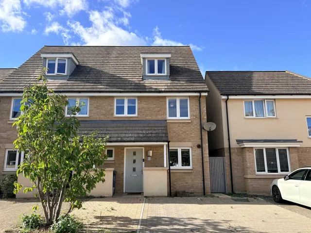 Day Close, St. Neots, PE19, photo 1