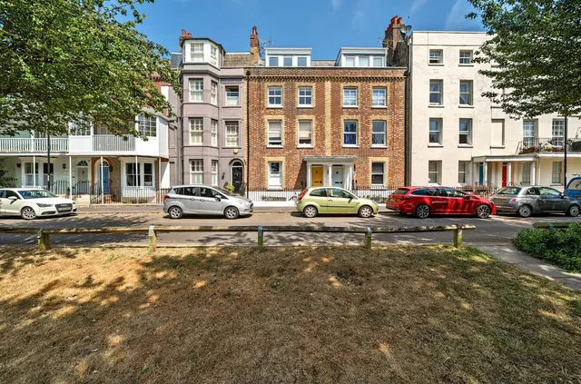 South Terrace, Littlehampton, BN17, photo 1