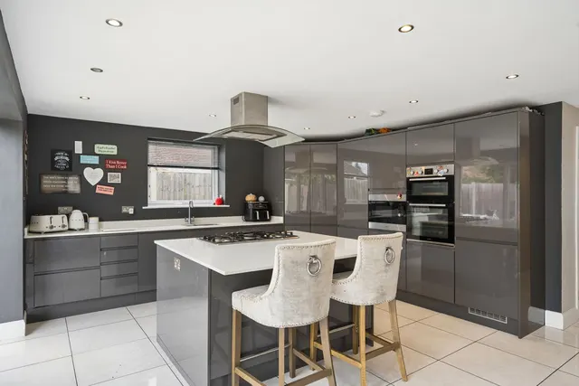 Photo 3 — Bobmore Lane, Marlow SL7 1JF