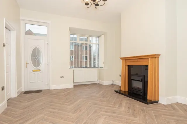 Lastingham Road, Leeds, LS13, photo 2