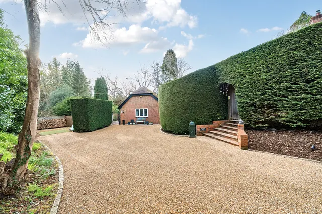 Photo 3 — Guildford Road, Westcott, RH4