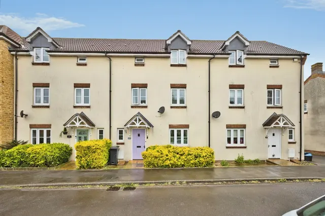Vincent Way, Martock, TA12, photo 1