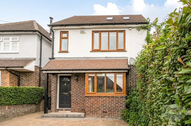 Tor Road, Farnham, GU9, photo 1