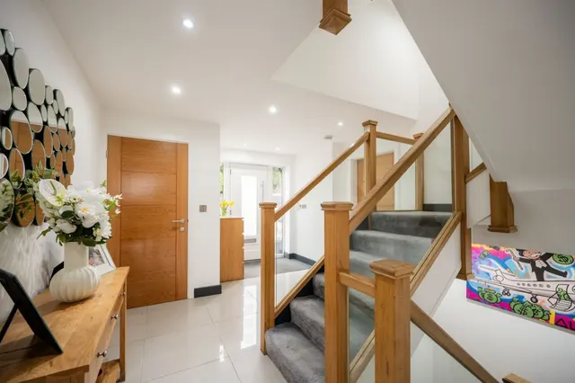 Dean Wood Close, Upholland, WN8, photo 2