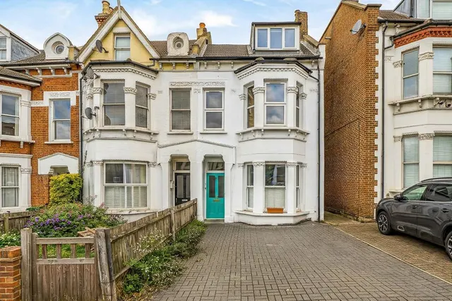 Elmers End Road, SE20, photo 1