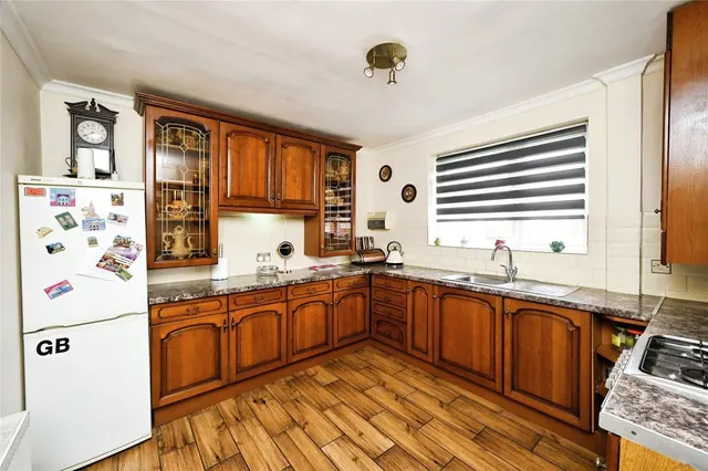 Photo 3 — Butler Crescent, Mansfield, Nottinghamshire, NG19