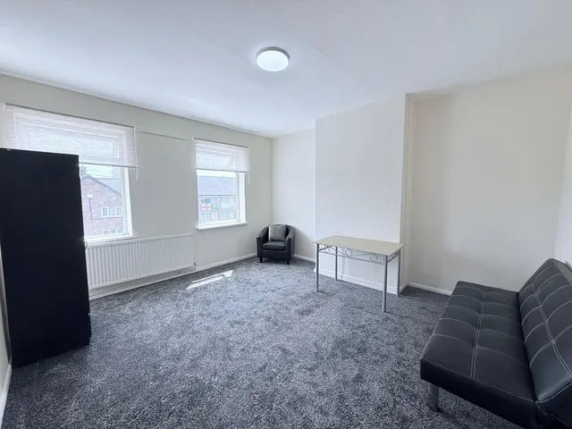 Orford Avenue, Nottingham, NG11, photo 3