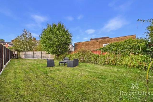 Enfield Close, Eccleston, PR7, photo 3