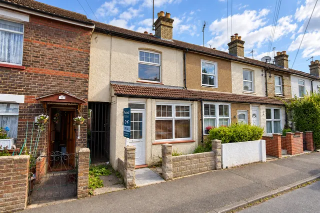 Shaftesbury Road, Watford, WD17, photo 1