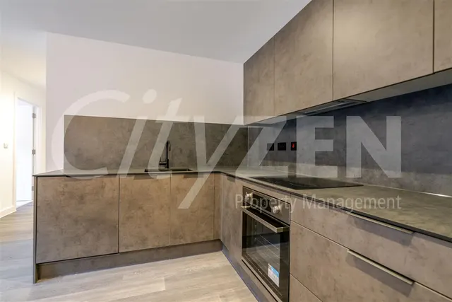Ordsall Lane, Salford, M5, photo 2
