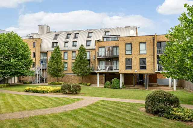 Photo 2 — Elder Court Mead Lane, Hertford, SG13 7GD