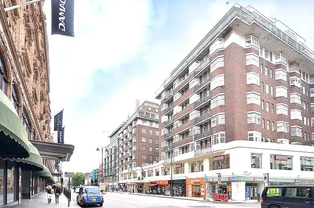 Brompton Road, Knightsbridge, SW1X