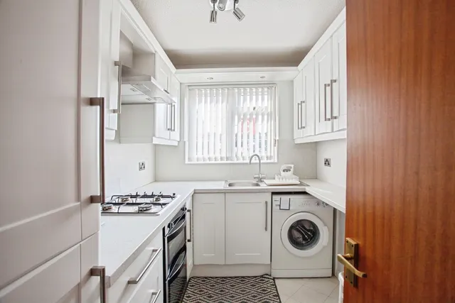 Photo 2 — Berry Holme Drive, Chapeltown, Sheffield, S35