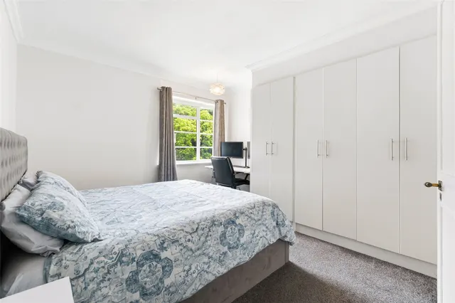 Photo 3 — Meadowside, Twickenham, TW1 2JQ